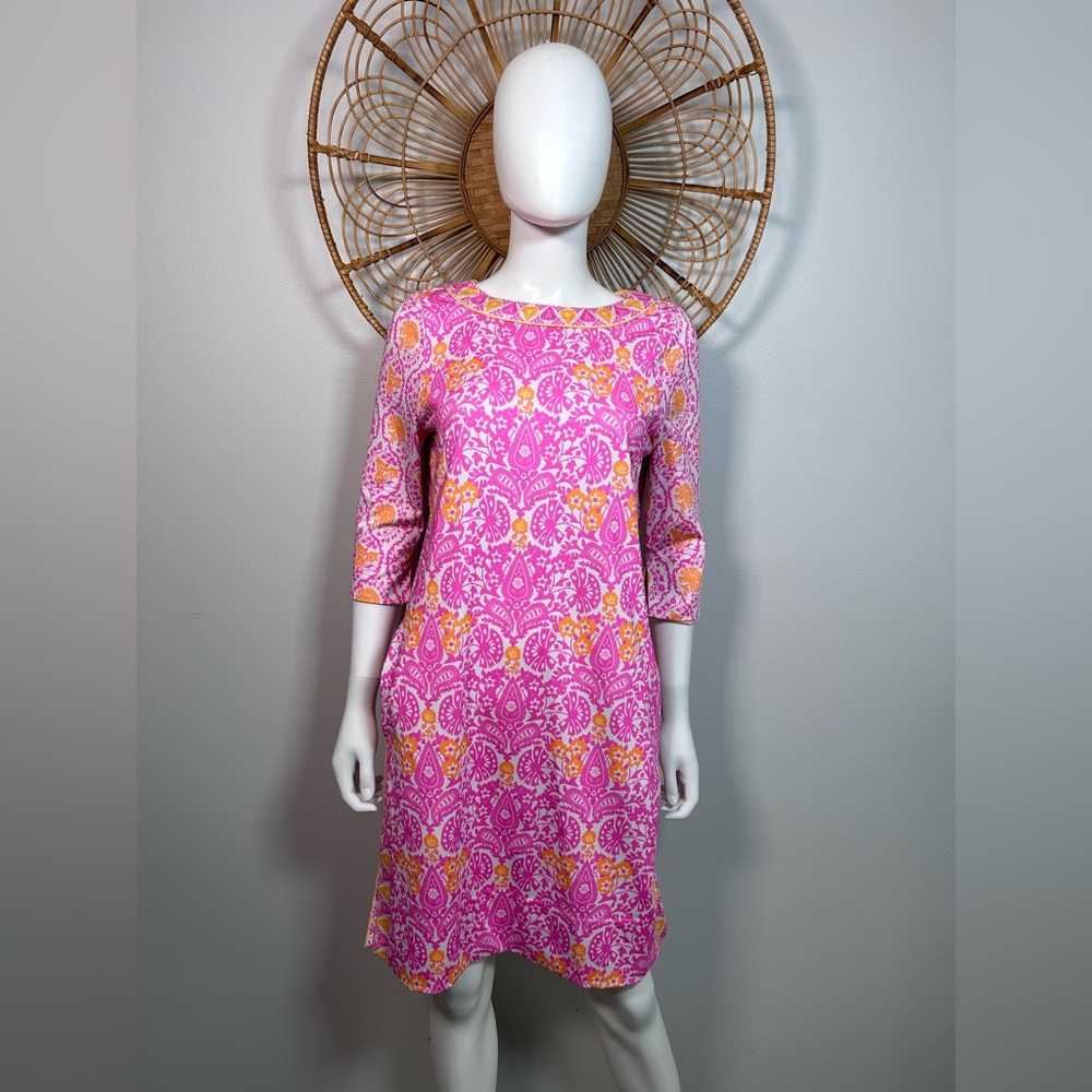 GRETCHEN SCOTT JERSEY KNIT THREE-QUARTER SLEEVE PINK ARTSY PATTERNED DRESS